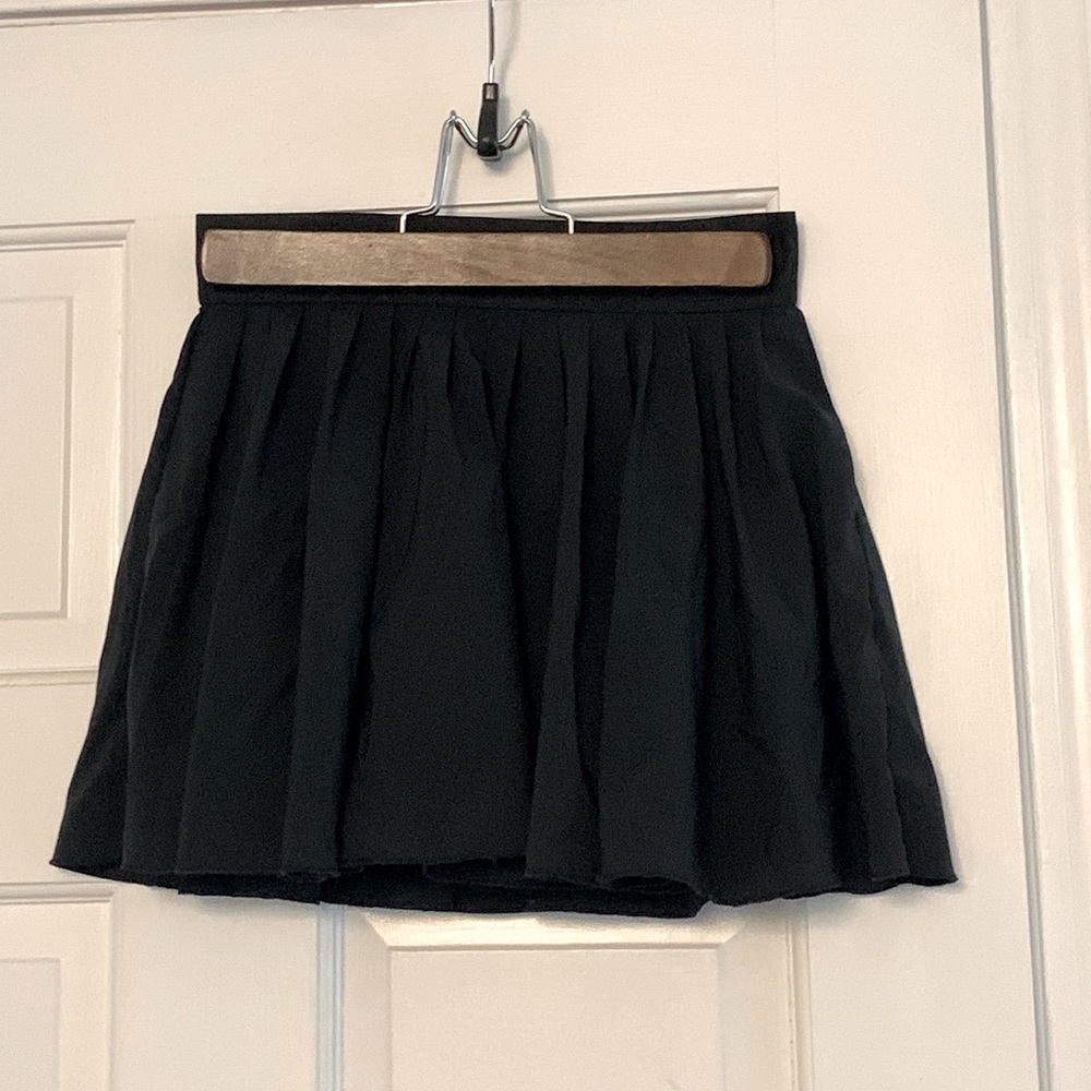 His is a Nike tennis/golf skort.